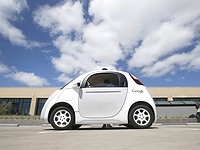 Google detiene el desarrollo de su vehículo autónomo