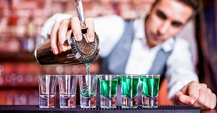 Infografía: Los 30 mejores cócteles de chupitos
