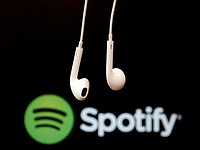Spotify restricts access to new albums under new deal with Universal Music