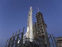 SpaceX makes history by relaunching recycled rocket