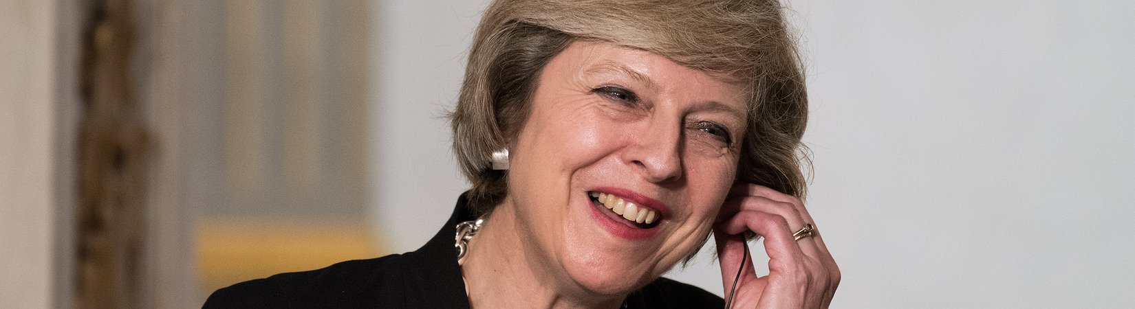 Theresa May: “Elezioni l’8 giugno”