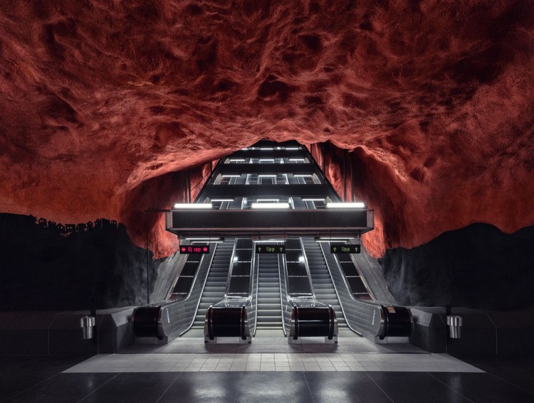 10 bellissime foto di metropolitane vuote