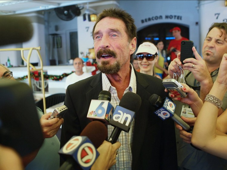La loca vida del misterioso John McAfee