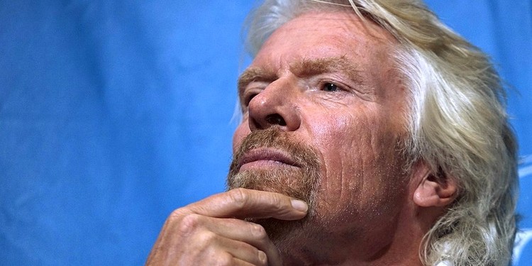 Desde Twitter hasta el Financial Times: ¿Qué leen las personas de éxito por la mañana?