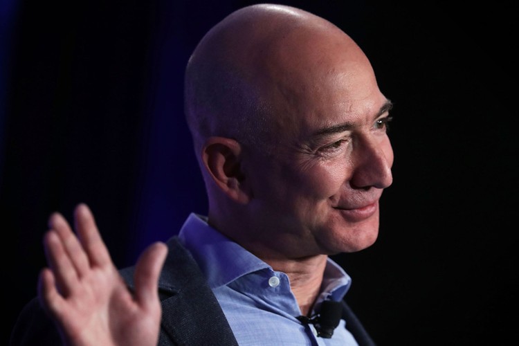 14 Factos curiosos sobre Jeff Bezos