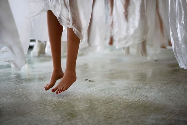 FOTOS: Así es el interior de una fábrica de muñecos sexuales