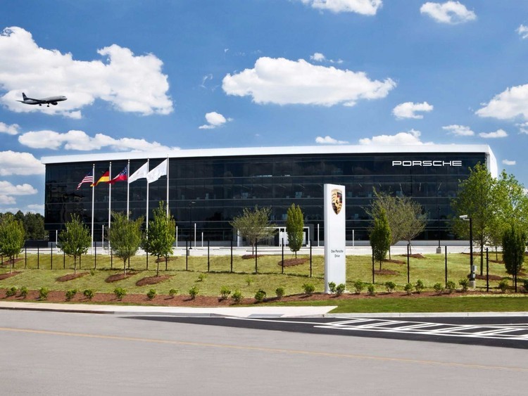 Como a Disneyland, mas com Porsches