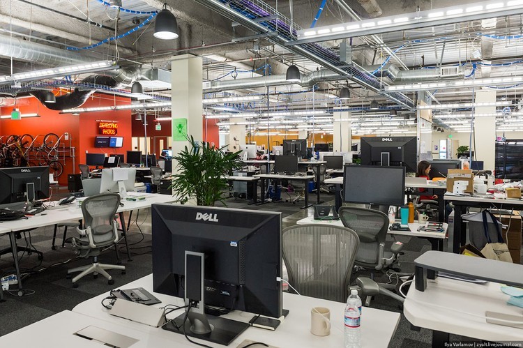 Com'è davvero lavorare per un gigante dell’hi-tech