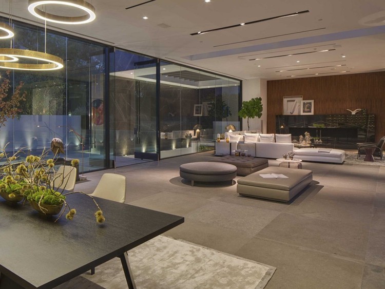 قصر كلفين كلاين الفاخر