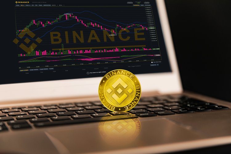 Quanto custa comprar criptomoedas em plataformas de referência?