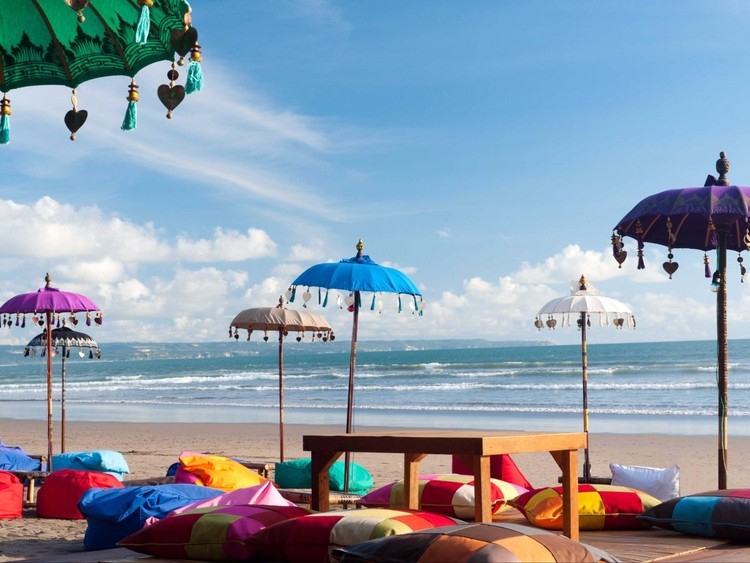 أحلى 25 مكان للحياة الليلية