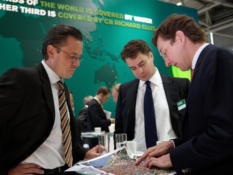 16 Ações quase imunes aos problemas do mercado