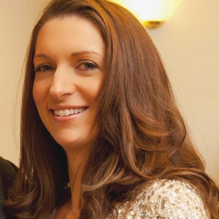 A história de Michelle Mone, a magnata da lingerie