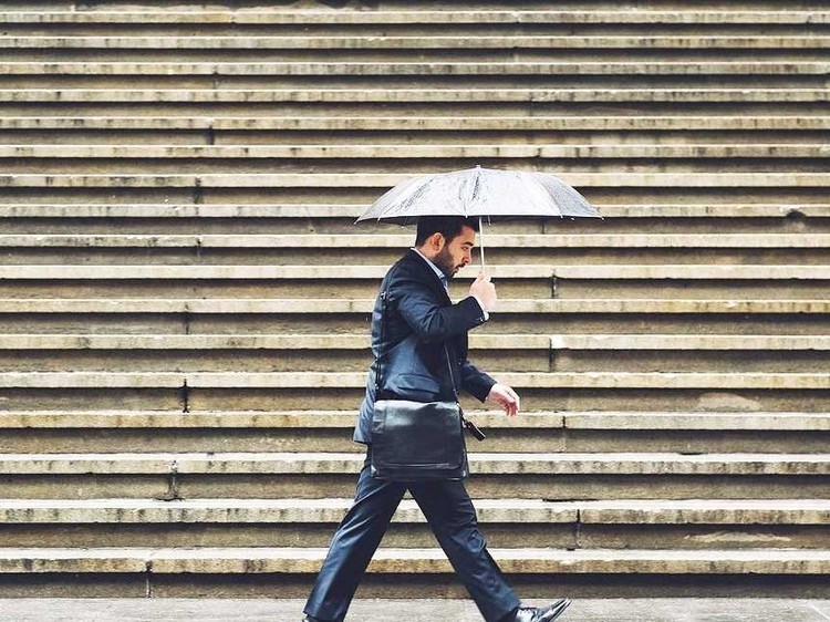 As questões que tem de responder para trabalhar no Facebook