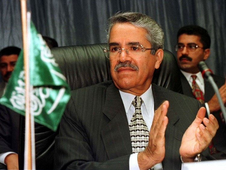 12 من إمبراطوريات النفط تحت الهجوم