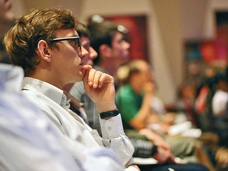 17 obstáculos en el camino hacia la riqueza