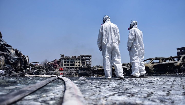 Multidões contra Dilma