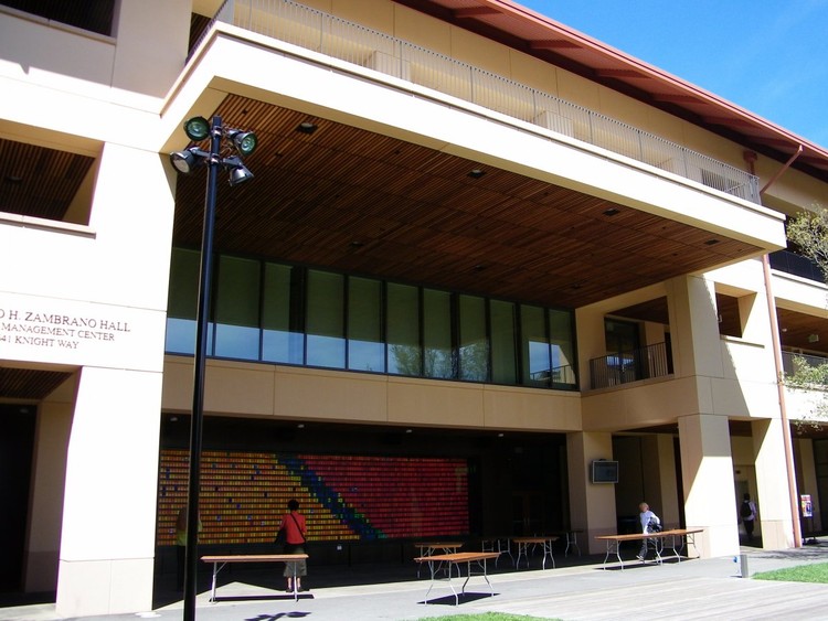 La loca vida del misterioso John McAfee