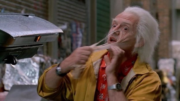 Em que é que o filme “Regresso ao Futuro” acertou e falhou