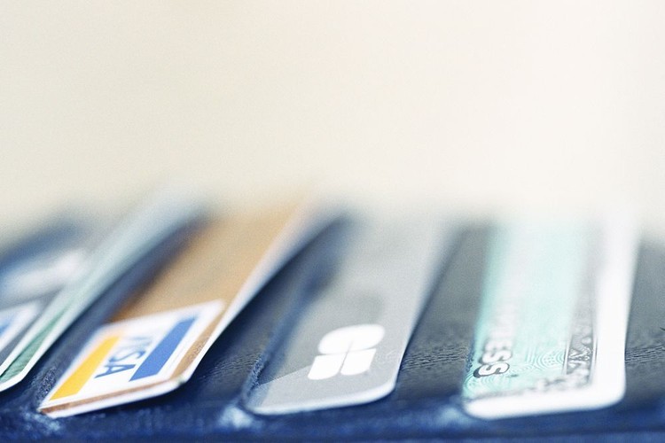 بطاقات الائتمان السحرية