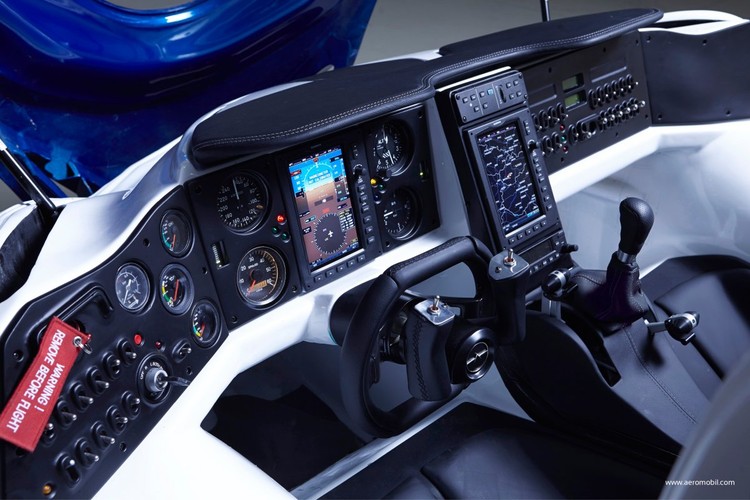 السيارة الطائرة لم تعد ضربا من الخيال