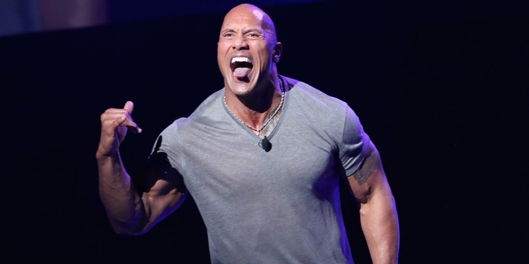 Cómo gana y gasta el dinero Dwayne "The Rock" Johnson