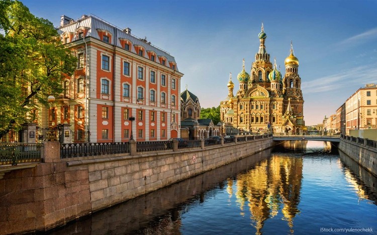 Cómo gastar 100 dólares en viajes