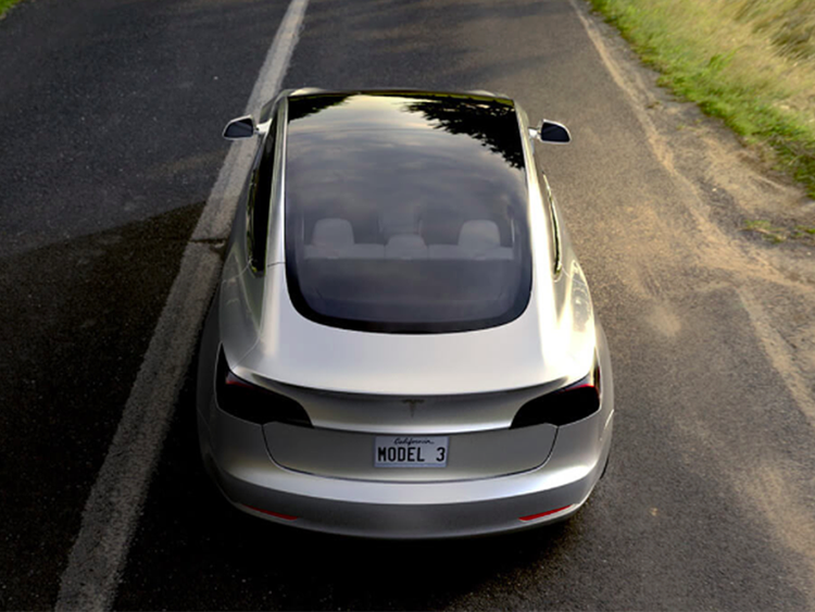 كل ما نعرفه عن سيارة الكروسوفر الغامضة Tesla Model Y