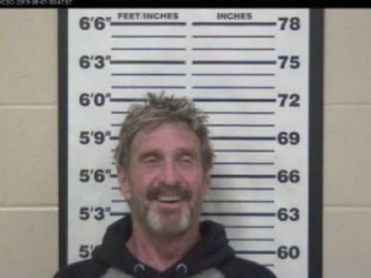 La loca vida del misterioso John McAfee