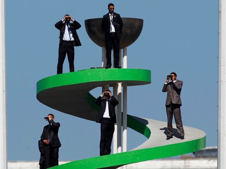 12 imperios del petróleo bajo la tormenta