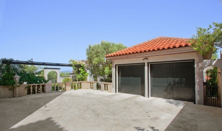 Villa da sogno con stazione di ricarica elettrica