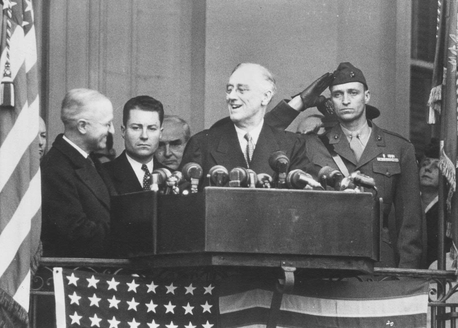Resultado de imagen para Foto Franklin D. Roosevelt toma posesiÃ³n como presidente