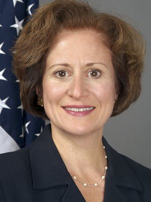 Bitfury Hires Ex-SEC Commissioner