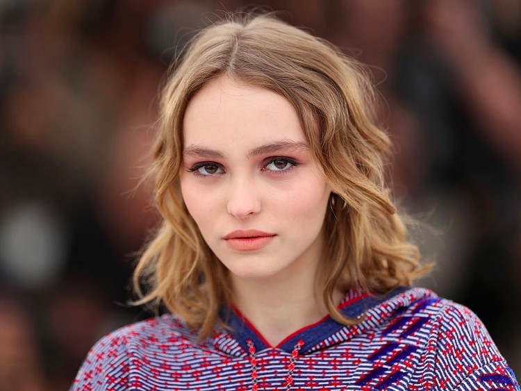 Cómo vivir con 2 millones de dólares al mes: aprenda de Johnny Depp