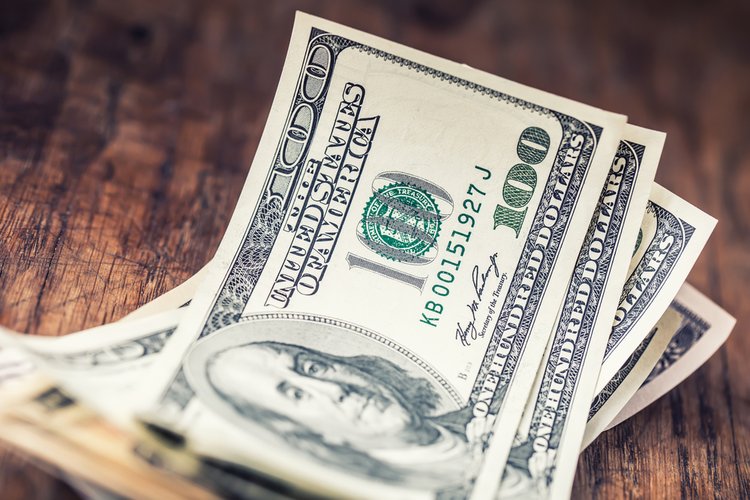 Kas mul on vaja investeerida Bitcoin: 7 poolt- ja 3 vastuhäälega,