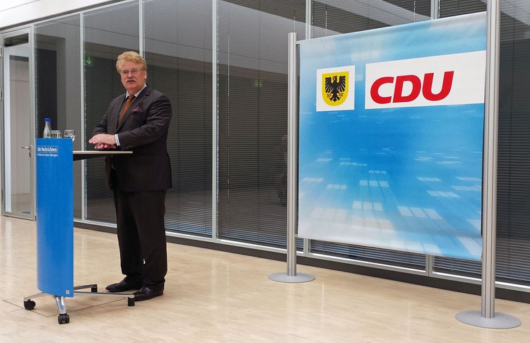 ديون كبحر إيجة 