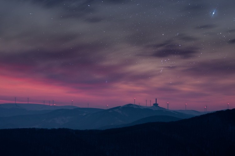 شبح الشيوعية يطارد أوروبا