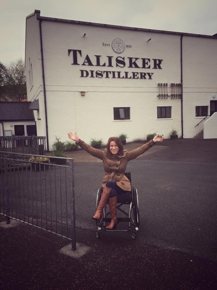 ¿Qué necesitas saber si sales con alguien que está en silla de ruedas?