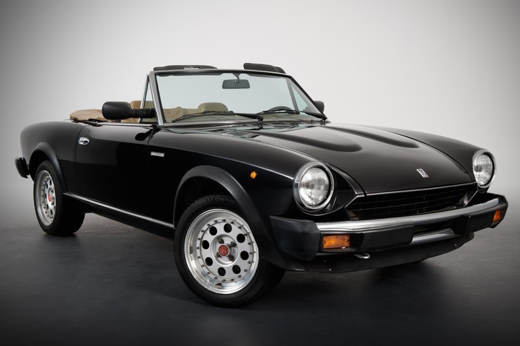 من الذي يقف وراء تصميم فيراري الأسطوري