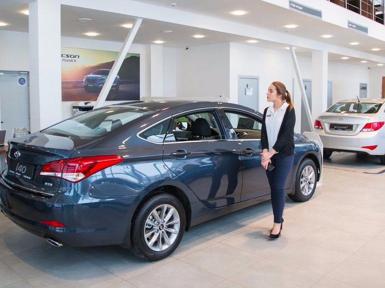 4 trampas psicológicas que le hacen gastar más