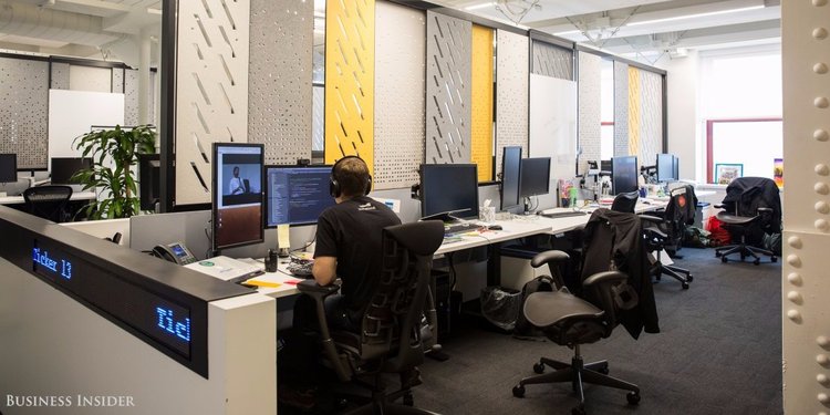 Entrevista de emprego: 8 questões colocadas em empresas como a Facebook e LinkedIn