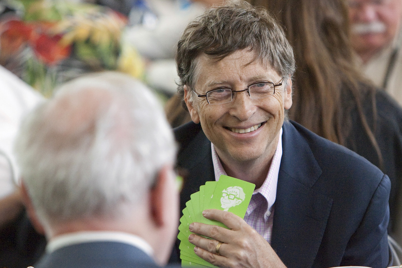 Тайны богатых людей. Билл Гейтс играет в бридж.