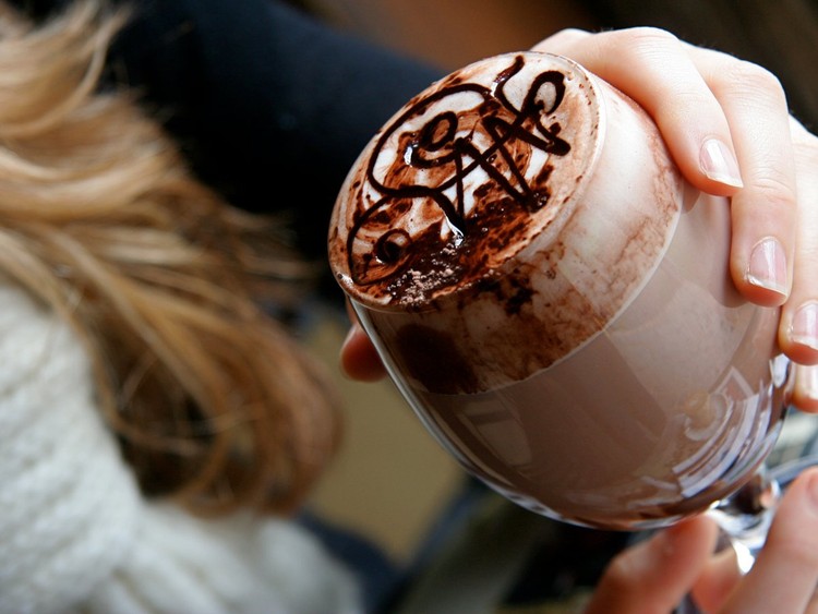 10 cosas que deberías pedir en tu próximo vuelo