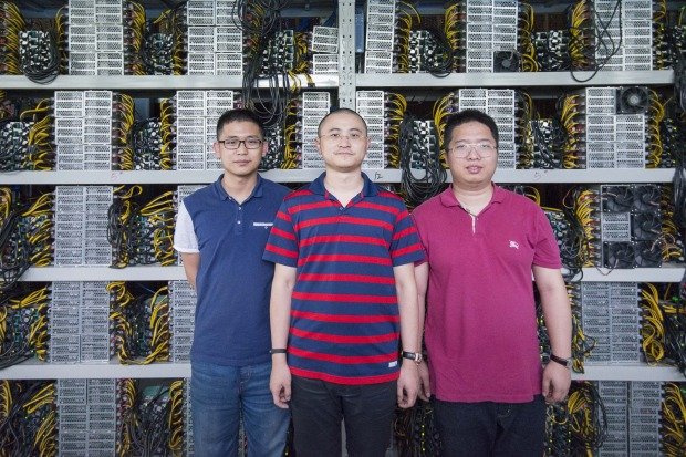 كيف يعيش عمال استخراج البيتكوين الصينيين