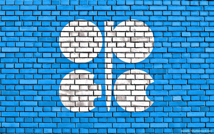 6 ragioni per investire sul petrolio nel 2016