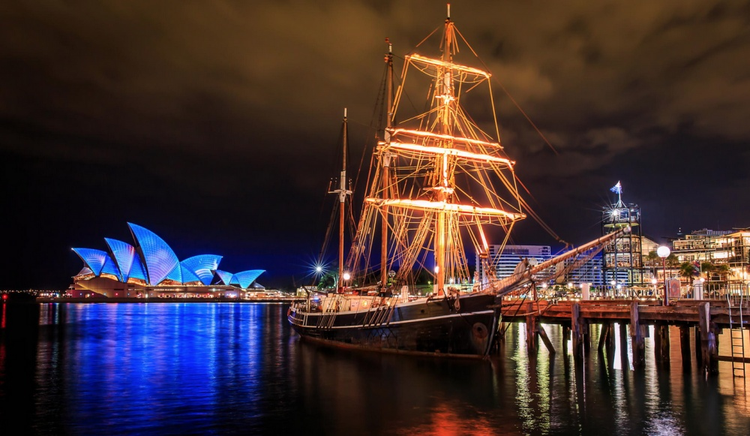 20 Cidades que são deslumbrantes de noite