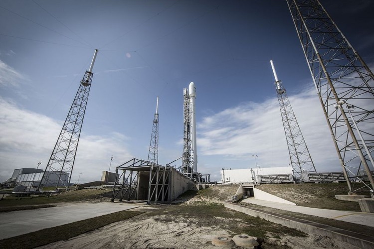 SpaceX تشارك صورها