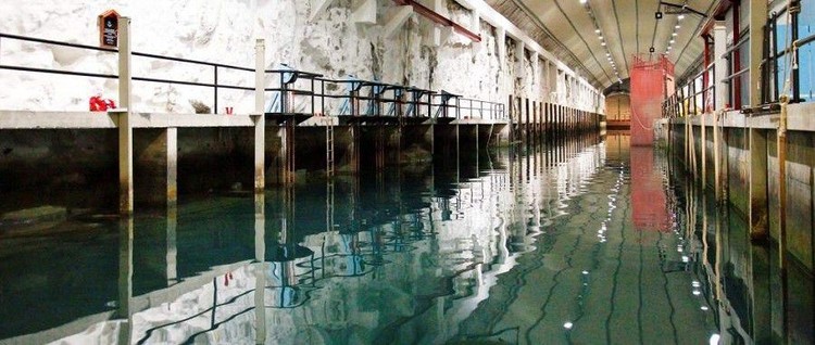 Como a Noruega perdeu o controlo da sua base secreta no Ártico