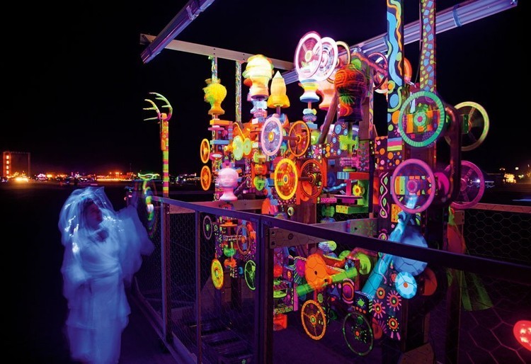 كيف يحترق Burning Man