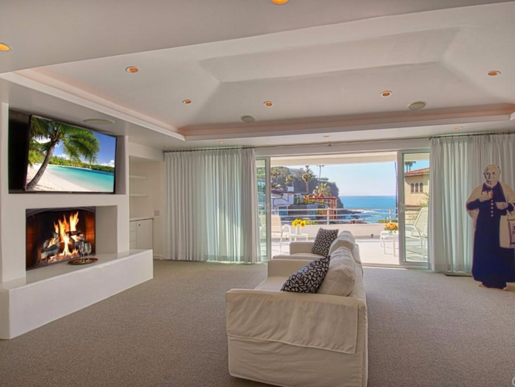 FOTOS: ¿Cómo es la casa que Warren Buffett vende por 11 millones $?